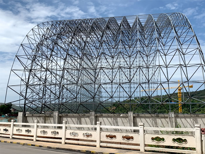 海口山寨矿储煤棚网架